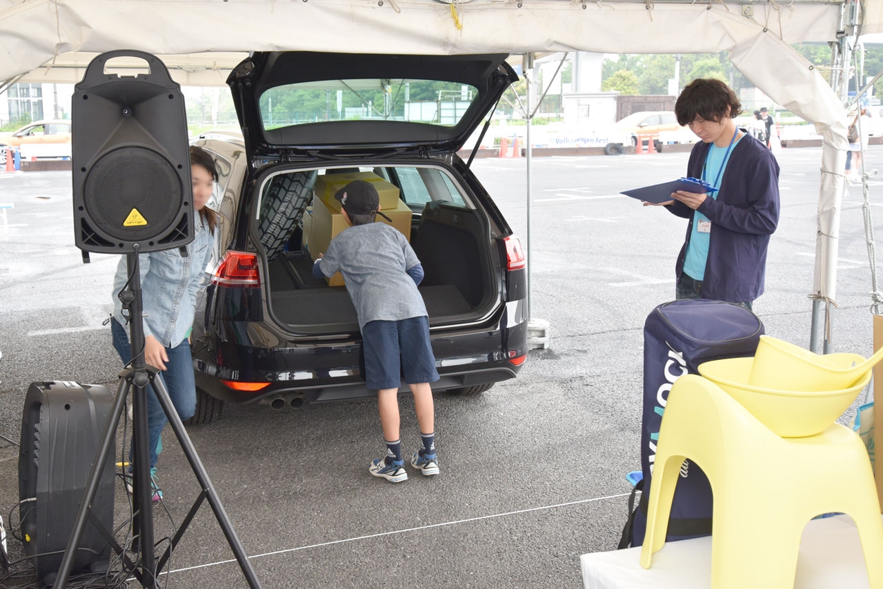 ゴキゲンになれるvw遊園地に2 4万人が参加 Clicccar Com