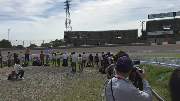 「F１女子がSUZUKA sound of ENGINE 2015の魅力を探る！〜歴代の名車がバトルラン！」の4枚目の画像
