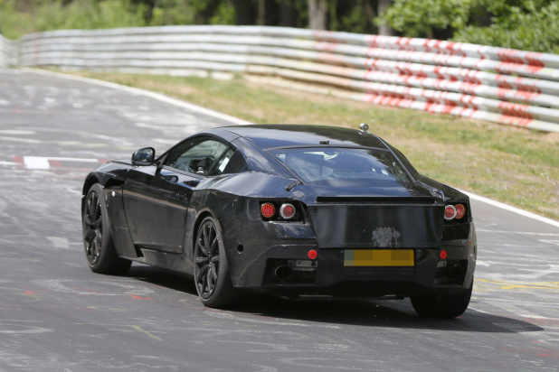 「アストン・マーティン次世代モデルがニュルで高速テスト開始!」の5枚目の画像