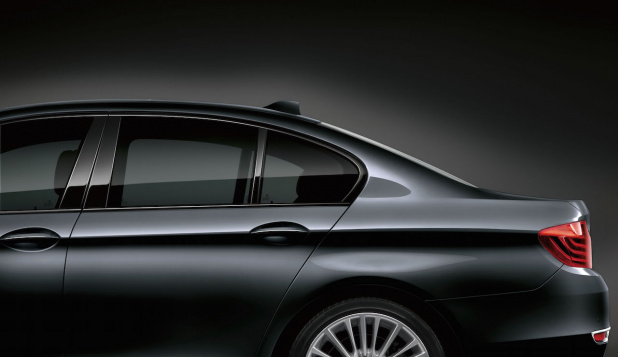 「BMW5シリーズに160台限定の「Grace Line（グレース・ライン）」が登場」の4枚目の画像
