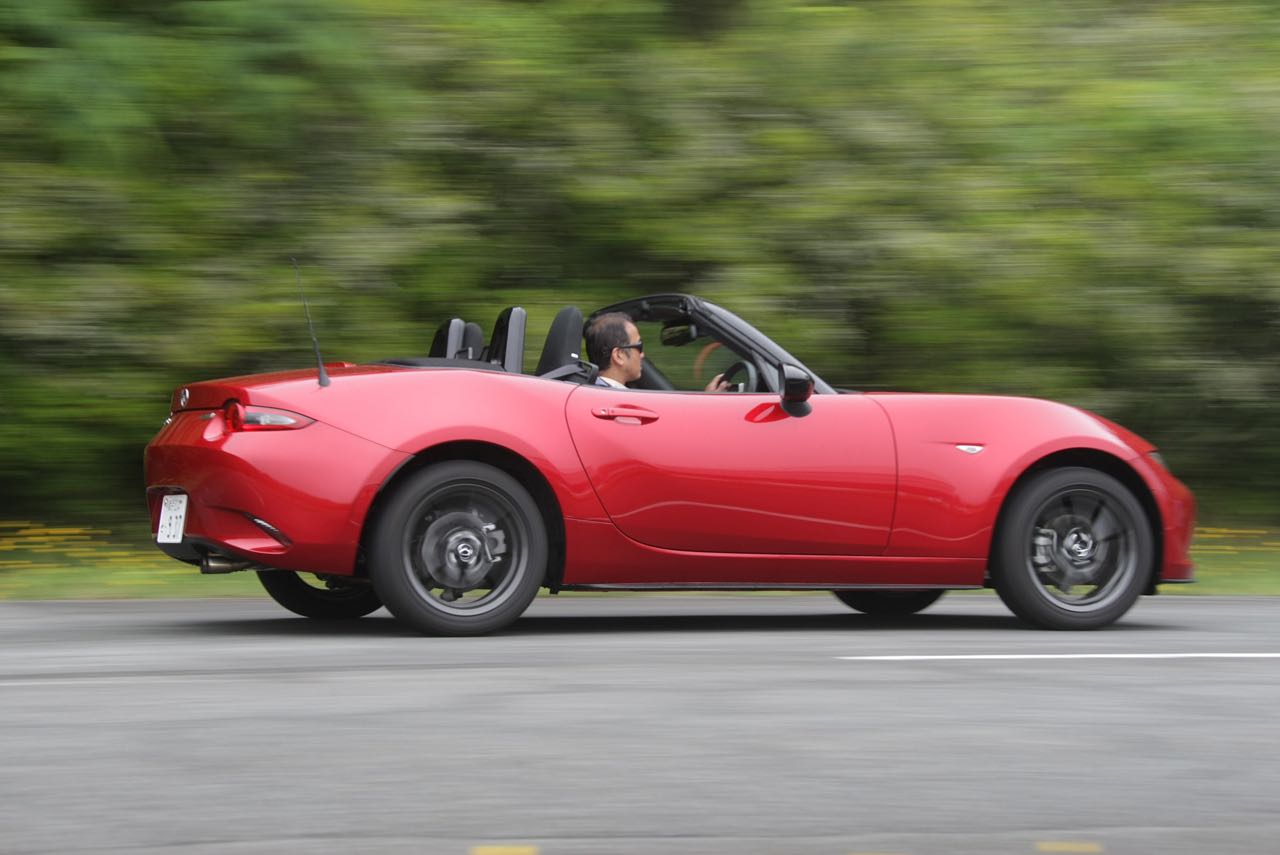 ND ロードスター ソフトトップ 新車外し 幌 黒