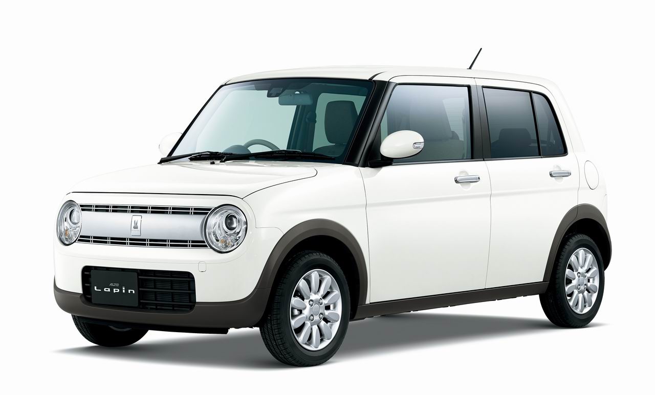 スズキ ラパン のベーシックグレードは5agsで価格は107万7840円 Clicccar Com