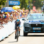 ジャガー初のクロスオーバーモデル「F-PACE」が「ツール・ド・フランス」のサポートカーとして登場 - Le Tour de France 2015 - Stage One