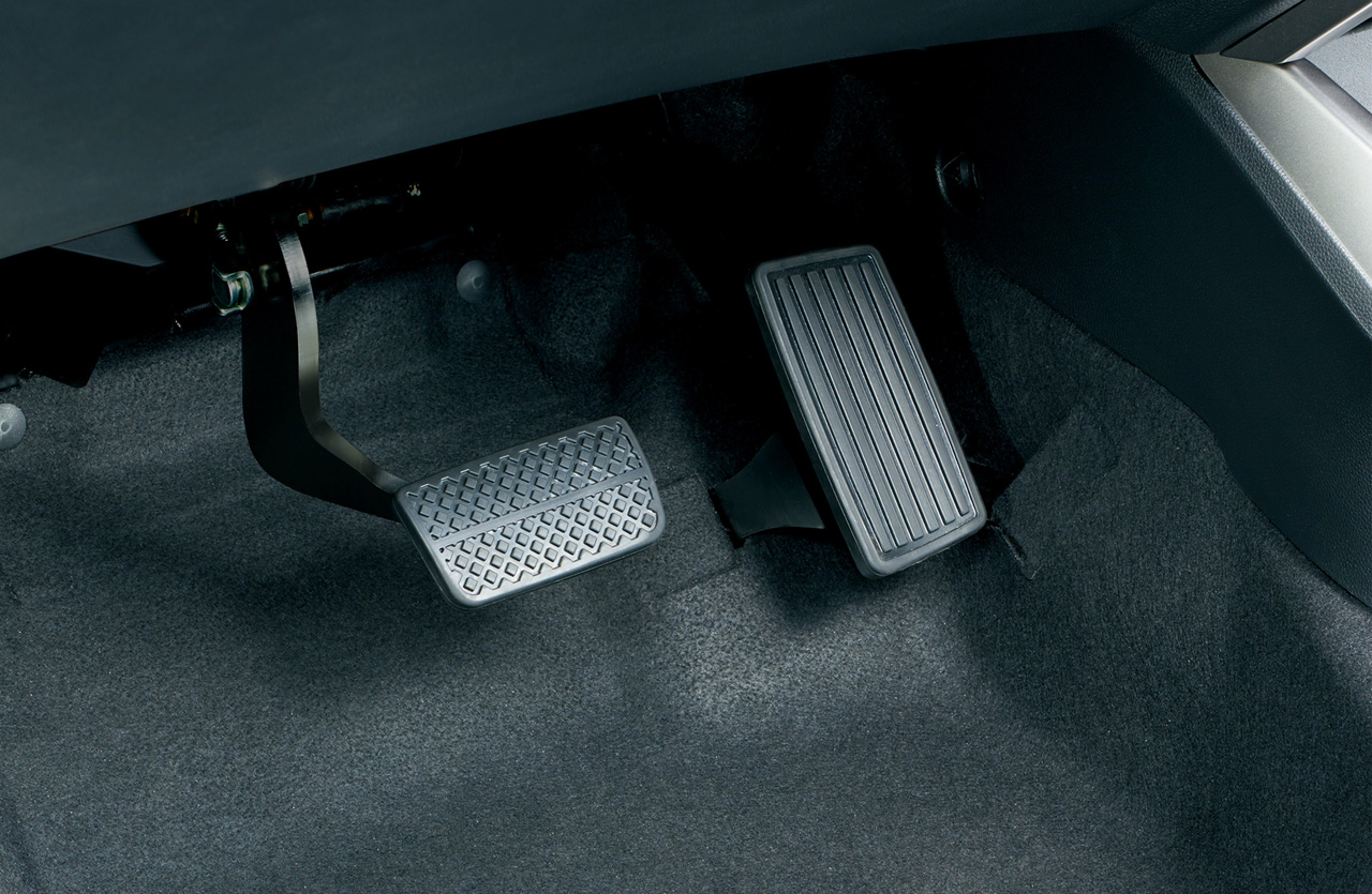ホンダ グレイスに直噴mtが179万円で追加 ただし Clicccar Com