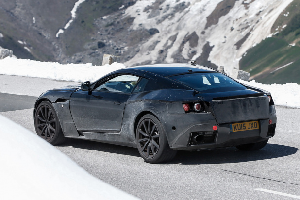 「アストンマーティンDB11、アルプス山脈高地テスト開始」の5枚目の画像