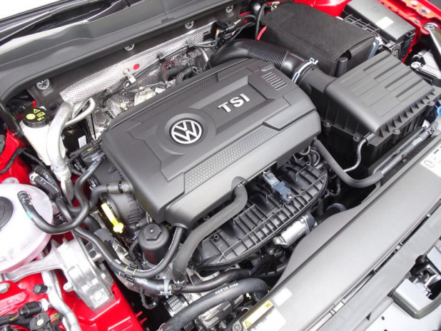 「VW Golf Alltrack（ゴルフ オールトラック）輸入4WD車最安の価格350万円以下で登場！」の4枚目の画像