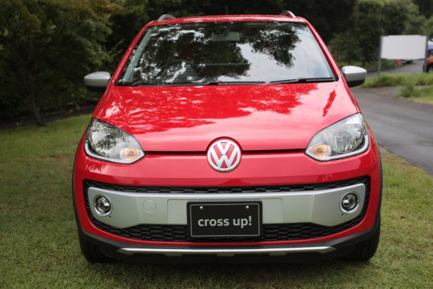「VW「cross up!」画像ギャラリー ─ SUVルックの愛らしいスタイルでコスパの高さも魅力！」の5枚目の画像