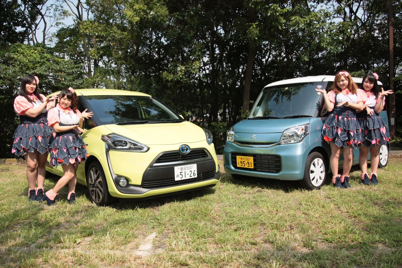 マシュマロ女子がチェック 最新コンパクトカーと軽自動車の広さの違いは Clicccar Com