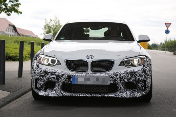 「BMW最強コンパクト「M2」最新ショット公開！」の3枚目の画像