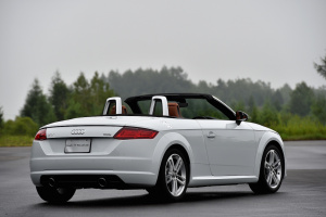 Audi_TT_Roadster_exterior3