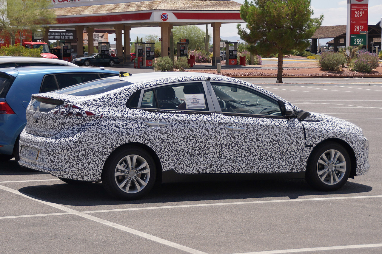 次期プリウスか ヒュンダイ プリウスファイター 詳細入手 Clicccar Com