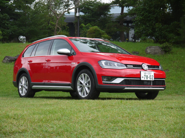 VW_Golf_Alltrack