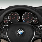 燃費47.6km/L!! BMW 3シリーズに市販PHV「330e」追加 - 201508_P90193328-zoom-orig