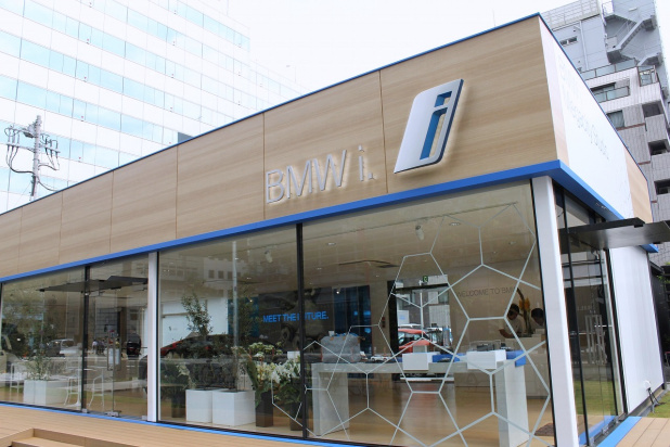 「BMW i世界初のショールームはスーパーカーi8に触れ合えるスゴイ場所だった」の10枚目の画像