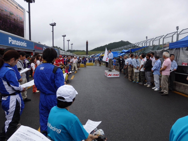 「車椅子の長屋宏和氏がレーシングカート７時間耐久レース“K-TAI”完走した舞台裏」の1枚目の画像