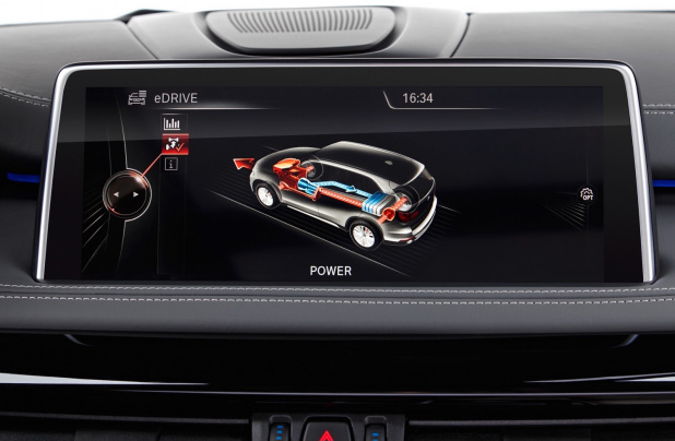 「BMW X5のプラグインハイブリッドは31km、120km/hまでEV走行が可能」の1枚目の画像