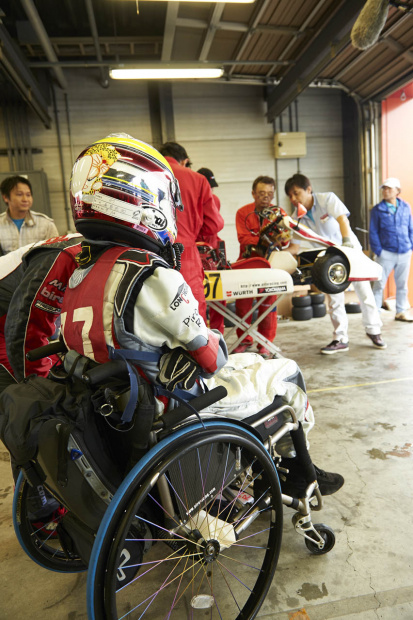「車椅子の長屋宏和氏がレーシングカート７時間耐久レース“K-TAI”完走した舞台裏」の4枚目の画像