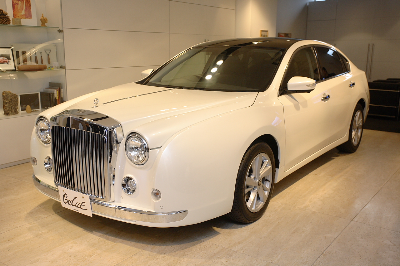 新型ガリューのクラシカルなボディのベース車は Clicccar Com