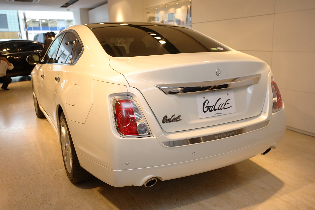 新型ガリューのクラシカルなボディのベース車は Clicccar Com