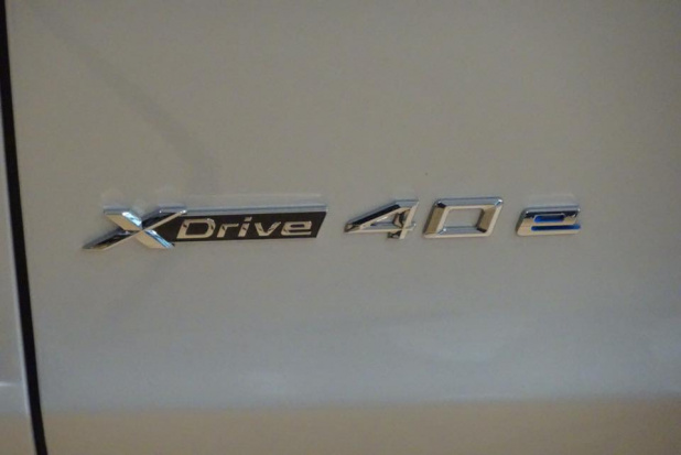 「BMW X5 xDrive 40e プラグインハイブリッドのSUVが日本登場！ 価格は927万円から」の7枚目の画像