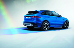 2015_Jaguar_F-PACE_First Edition_02