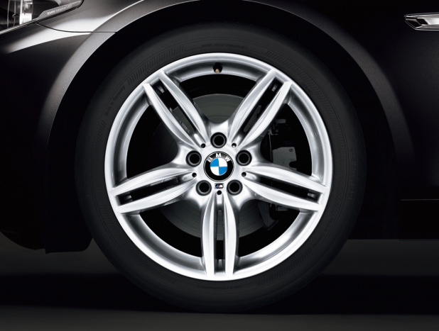 「BMW5シリーズの99台限定車「MAESTRO」が11月7日発売開始」の20枚目の画像