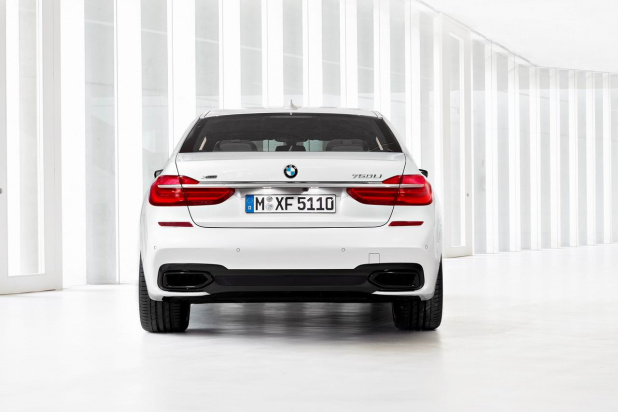 「450馬力V8ターボは1485万円〜 ─ BMW新型7シリーズ画像ギャラリー」の6枚目の画像