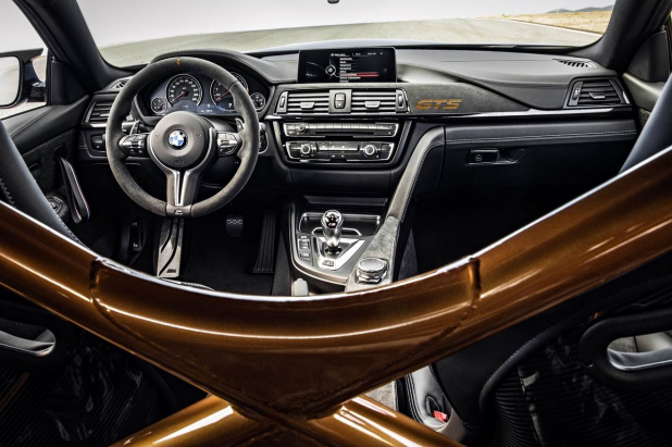 「【東京モーターショー15】BMW M4 GTSが日本で世界初公開」の18枚目の画像