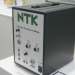 いま最もホット!? 走行中リアルタイムに排ガス検査できるNTKのRDE小型メーター【CEATEC JAPAN15】 - NTK_emissionsmeter
