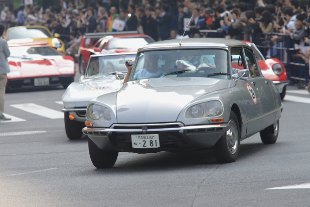 「【東京モーターショー15】60周年パレードでわかった「自動車メーカートップはやっぱりクルマが好きだった」」の21枚目の画像