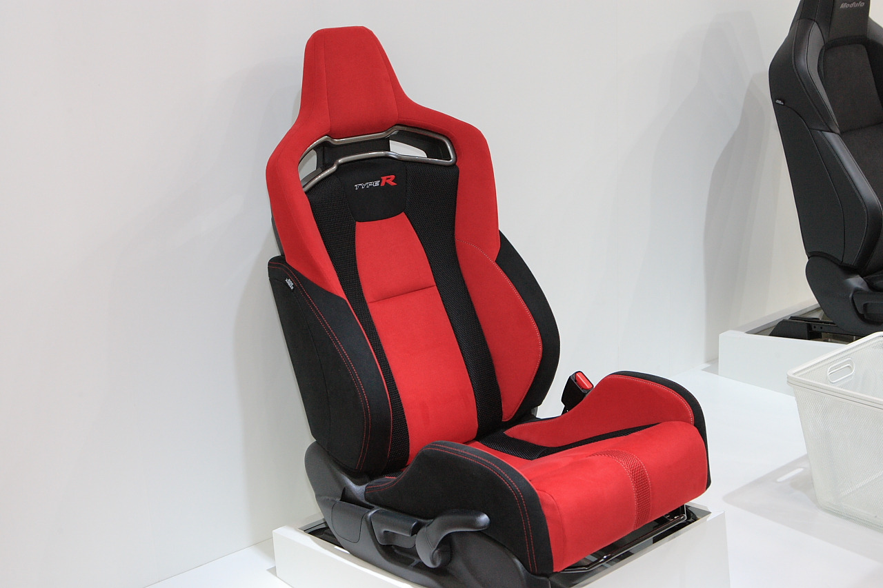 Photo 010 画像 東京モーターショー15 シートメーカーのtsテックは感情を理解するシートを参考出品 Clicccar Com