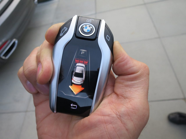 「新型BMW 7シリーズのリモートパーキングへの4つのQ&A」の3枚目の画像