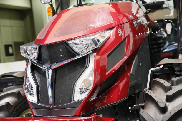 「【東京モーターショー15】奥山ワールドが堪能できるKEN OKUYAMA DESIGNでは「赤いトラクター」が必見」の11枚目の画像