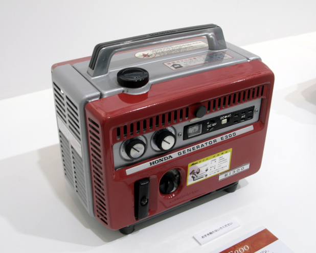 「50周年記念、幻のホンダ・ソニー発電機も展示【CEATEC JAPAN2015】」の5枚目の画像