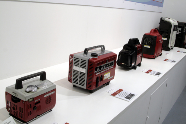 「50周年記念、幻のホンダ・ソニー発電機も展示【CEATEC JAPAN2015】」の3枚目の画像