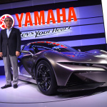 【東京モーターショー15】ヒト型ロボットを搭載し自律走行するバイクがヤマハブースに登場 - yamaha_05