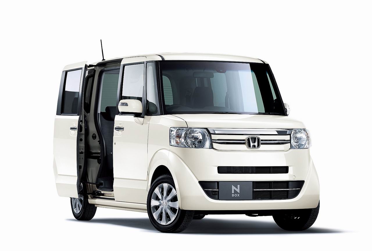 15年10月の軽自動車販売 注目はダイハツ キャストとスズキ ハスラーの相乗効果 Clicccar Com