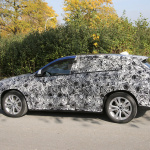 BMW新型クーペSUV「X2」、リアルシルエットが見えた! - 5D4_1334