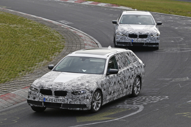 「BMW 5シリーズツーリング、次世代型にプラグインハイブリッド」の1枚目の画像