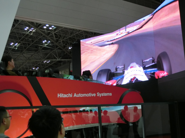 「【東京モーターショー15】 F1女子大興奮！ 三連覇を果たした最強WRCカーとは？」の7枚目の画像