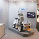 【東京モーターショー2015】横浜の2社、車椅子の新しいカタチを提案 - DSC04038