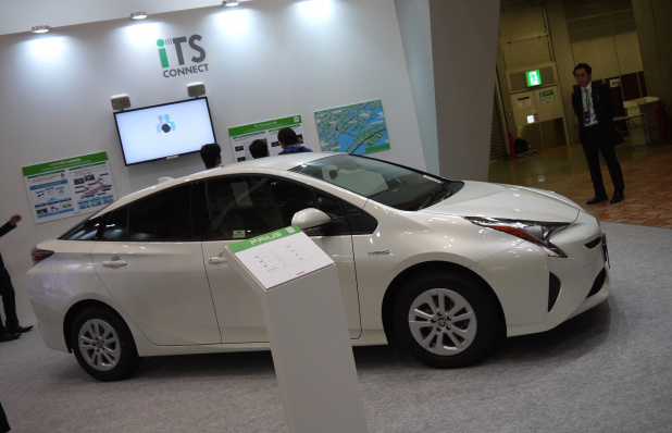 「【東京モーターショー15】「ITS Connect」は実現しつつある最新の安全運転支援システム」の3枚目の画像