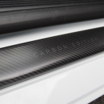 「ボルボ「V40 R-Design Carbon Edition」は88台限定の希少モデル」の2枚目の画像ギャラリーへのリンク