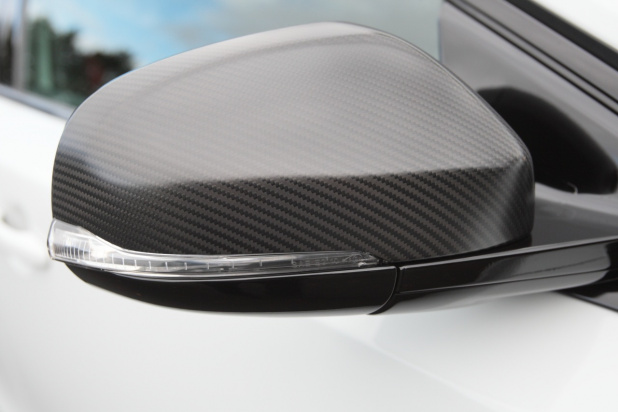 「ボルボ「V40 R-Design Carbon Edition」は88台限定の希少モデル」の7枚目の画像