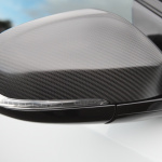 ホワイトボディにブラックのカーボンが映える ─ ボルボ「V40 R-Design Carbon Edition」画像ギャラリー - 20151111VolvoV60PolestarV40Carb018