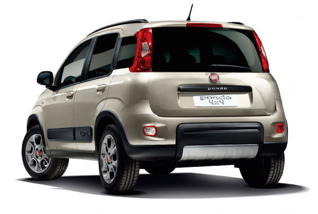 「完売必至!? 人気の限定車「Fiat Panda 4×4」の第4弾を12月12日に発売」の4枚目の画像