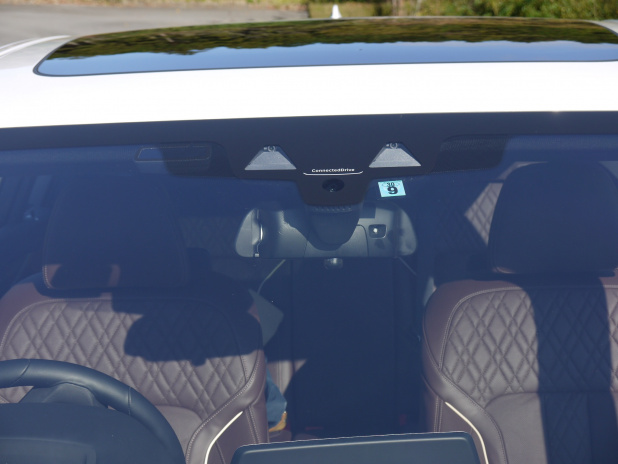 「新型BMW7シリーズの先進装備は時代の最先端を走る【エクステリア・安全装備編】」の5枚目の画像