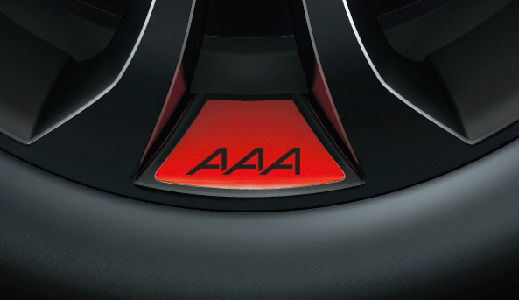 「特別仕様車の日産「ジューク AAAエディション」はアーティストをイメージしたユニークなモデル」の4枚目の画像