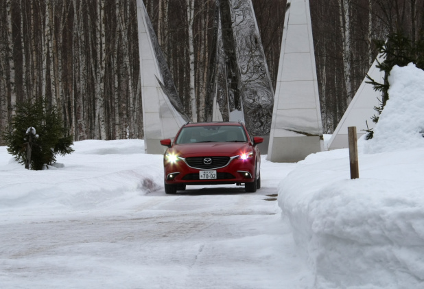 「雪道で分かったアテンザに搭載されるi-ACTIV AWDの賢さ」の3枚目の画像