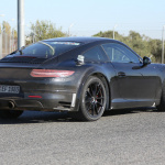 ポルシェ911次世代モデル、ハイブリッドで登場! - 